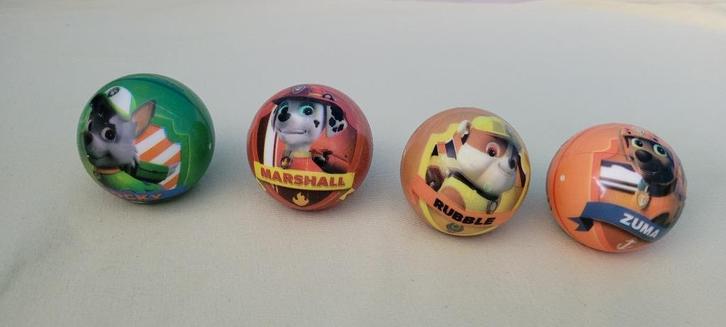 Paw Patrol - kleine balletjes - 4 stuks - Z.G.A.N., Kinderen en Baby's, Speelgoed | Actiefiguren, Zo goed als nieuw, Ophalen of Verzenden