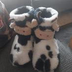 Leuke koeien pantoffels maat 39, Ophalen of Verzenden, Zo goed als nieuw, Zwart, Pantoffels of Sloffen