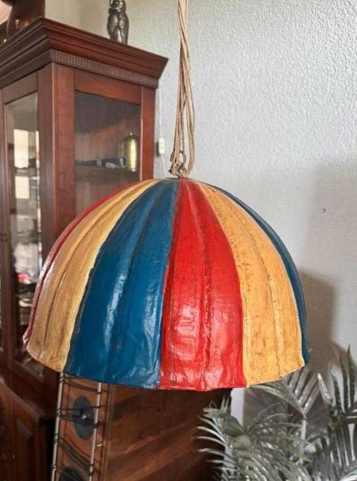 Antieke parachute van papier mache., Antiek en Kunst, Antiek | Speelgoed, Ophalen of Verzenden