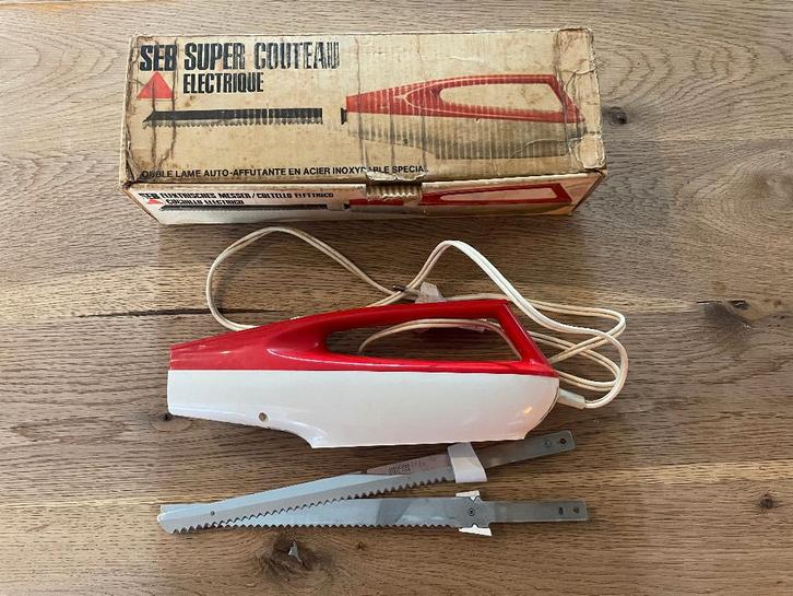 D555 SEB elektrisch mes, ideaal voor vlees en brood. Vintage, Huis en Inrichting, Keuken | Keukenbenodigdheden, Gebruikt, Ophalen of Verzenden