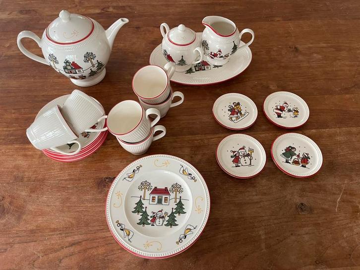 Wedgwood windsor christmas kerst servies, Huis en Inrichting, Keuken | Servies, Zo goed als nieuw, Wedgwood, Porselein, Ophalen of Verzenden