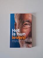 Het is hun leven! - Inspirerend boek Ouderen zorg, Boeken, Advies, Hulp en Training, Ophalen of Verzenden, Zo goed als nieuw, Onbekend