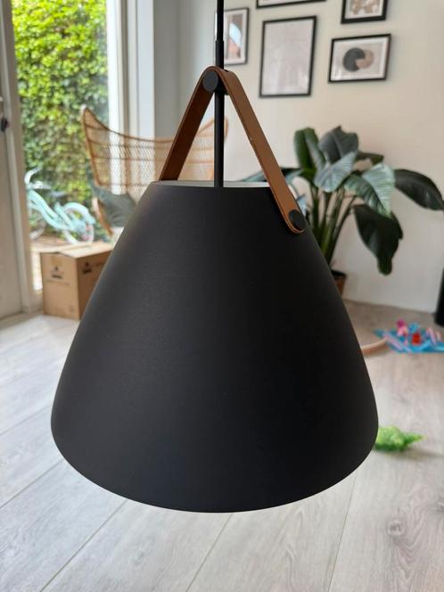 Nordlux strap hanglamp zwart, Huis en Inrichting, Lampen | Hanglampen, Zo goed als nieuw, Minder dan 50 cm, Metaal, Ophalen of Verzenden