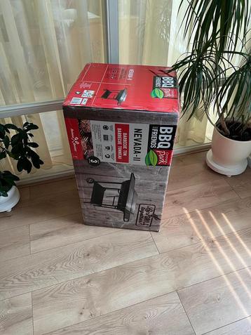Bbq nieuw beschikbaar voor biedingen