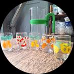 Vintage set Space age style sapkan met 5 fruit glaasjes 70's, Verzamelen, Glas en Borrelglaasjes, Ophalen of Verzenden, Zo goed als nieuw