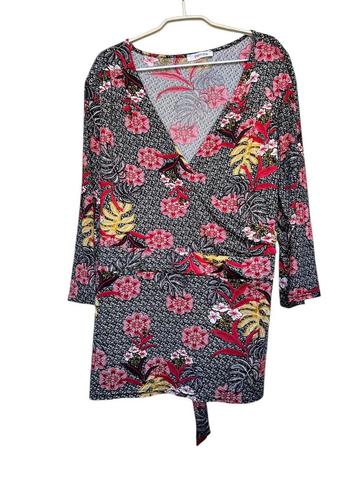 Paprika Tuniek Mt XXL (52) Zwart Rood Bloemenprint Overslag beschikbaar voor biedingen