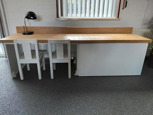 Speeltafel ikea izgst, Kinderen en Baby's, Kinderkamer | Overige Meubels, Zo goed als nieuw, Tafel, Ophalen