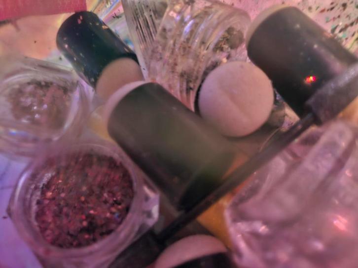 Heel veel nagel spullen nagel vrees+ Toebehoren, Sieraden, Tassen en Uiterlijk, Uiterlijk | Cosmetica en Make-up, Nieuw, Toebehoren