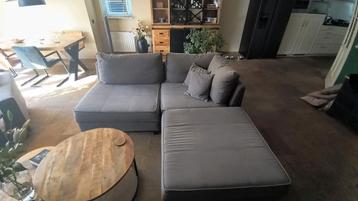 Mooie grote elementen bank beschikbaar voor biedingen