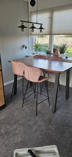 Industriele bartafel half jaar oud, Ophalen, 100 tot 150 cm, 50 tot 100 cm, Zo goed als nieuw