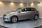 Toyota Auris 1.8 Hybrid Dynamic *1ste Eigenaar/Dealer OH!* A, Auto's, Toyota, Euro 5, Gebruikt, 4 cilinders, Bruin