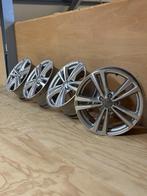 Originele Audi a3 8V s-line velgen 18” 8v0601025BL golf vag, Auto-onderdelen, Banden en Velgen, Niet ingevuld, 18 inch, Gebruikt