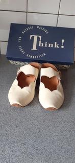 Think slippers maat 38, Kleding | Dames, Schoenen, Slippers, Beige, Ophalen of Verzenden, Zo goed als nieuw