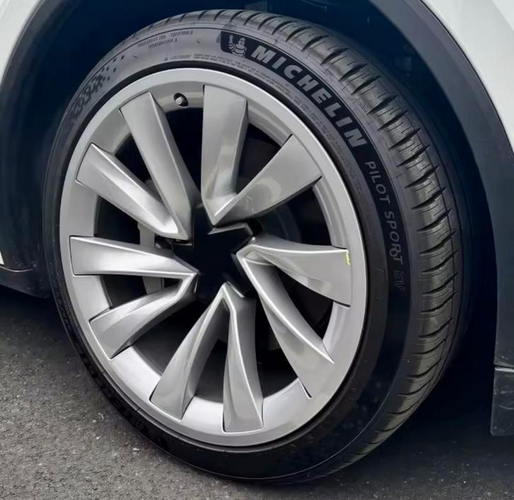 Velgbescherming Tesla Model Y Juniper – 20 inch (4 stuks), Auto diversen, Wieldoppen, Ophalen of Verzenden