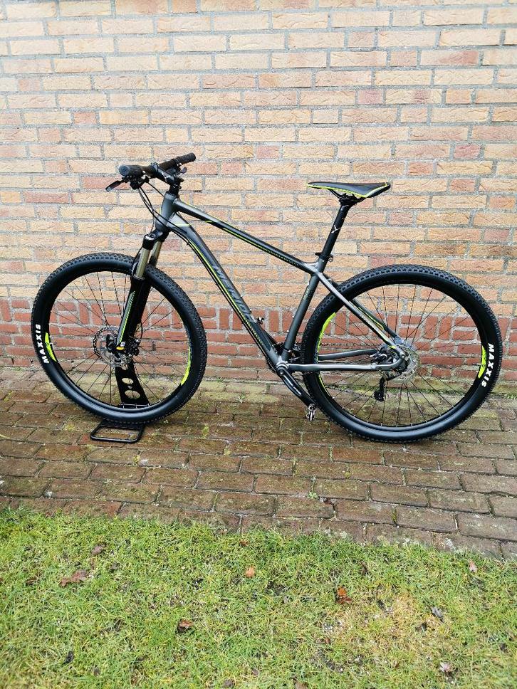 Merida Big Nine 300 MTB zeer mooi, Fietsen en Brommers, Fietsen | Mountainbikes en ATB, Zo goed als nieuw, Heren, Merida, 53 tot 57 cm