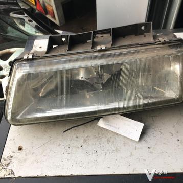 Citroen Xantia 1997 Koplamp Linksvoor beschikbaar voor biedingen