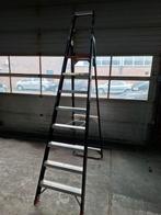 Altrex Taurus trap enkel oploopbaar 1x8 treden TGB8, Doe-het-zelf en Verbouw, Ladders en Trappen, Ophalen, Zo goed als nieuw, Minder dan 2 meter