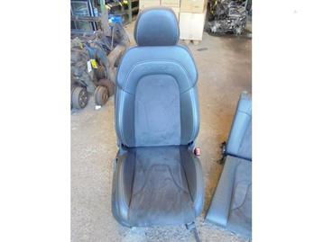 Bekleding Set (compleet) van een Audi TTS beschikbaar voor biedingen