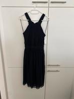 Zara zwarte midi jurk met open achterkant - maat M - NIEUW, Kleding | Dames, Maat 38/40 (M), Cocktailjurk, Ophalen of Verzenden