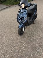 Piaggio zip 4t, Fietsen en Brommers, Scooters | Piaggio, Ophalen of Verzenden, Zo goed als nieuw, Benzine, Zip