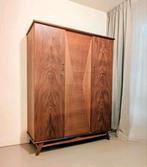 Vintage Design Houten Kledingkast met Schuine Poten jaren 60, Ophalen