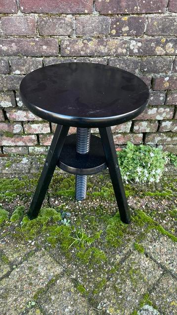 Zwarte Krukje - Verstelbaar beschikbaar voor biedingen