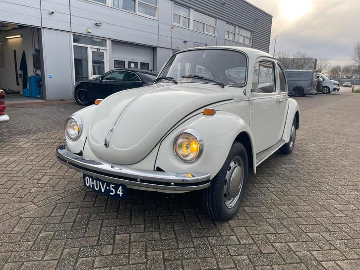 Volkwagen kever 1303 1973 wit, Auto's, Oldtimers, Particulier, Volkswagen, Benzine, Handgeschakeld, Wit, Zwart, Kunstmatig leder