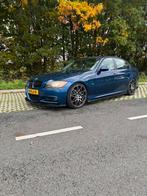BMW 325i E90 US import (inruil NIET mogelijk), Auto's, BMW, Automaat, Achterwielaandrijving, 74 €/maand, Blauw
