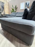 XL Ribstof Hoekbank - Grijs - 310 x 250 / NU €700, Ophalen, Hoekbank, 300 cm of meer, Zo goed als nieuw