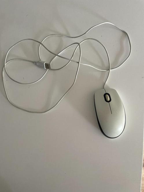 Logitech M100 – Betrouwbare Plug & Play Muis!, Computers en Software, Muizen, Gebruikt, Muis, Rechtshandig, Bedraad, Ophalen