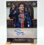 Senny Mayulu /50 Autograph Rookie Card - Topps PSG, Ophalen of Verzenden, Zo goed als nieuw, Plaatje