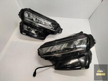 Skoda Karoq Lift LED-lamp rechts links beschikbaar voor biedingen