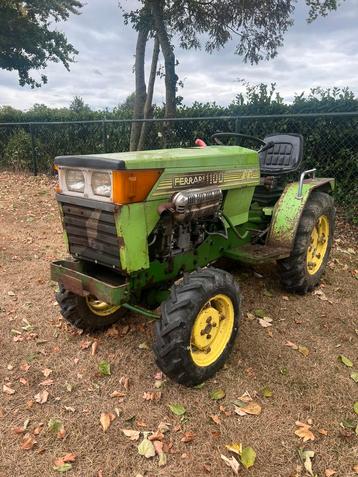 Goedwerkende Ferrari 1100 DT 4wd diesel tractor 2 cil 25pk beschikbaar voor biedingen