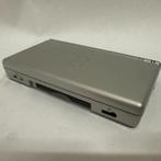 Nintendo DS Lite Zilver, Nintendo, Zo goed als nieuw, Support@nintendo.com, 11-1 Hokotate-cho, Kamitoba, Minami-ku
Kyoto 601-8501
Japan