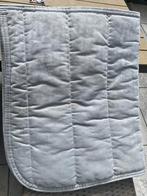 QHP pad grijs ( full / dressuur), Dieren en Toebehoren, Paarden en Pony's | Dekens en Dekjes, Ophalen, Dekje