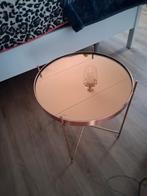 Goudkleurig tafeltje met glazen blad, Ophalen, Minder dan 45 cm, Minder dan 55 cm, Gebruikt