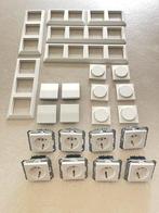 Jung AS500 (raam + stopcontact + dimmer + schakel), Ophalen of Verzenden, Zo goed als nieuw, Overige typen