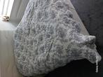 Sprei deken, Huis en Inrichting, Woonaccessoires | Plaids en Woondekens, Ophalen, Zo goed als nieuw