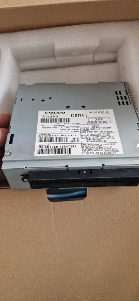 Volvo V50 Originele Radio + Display, Auto diversen, Autoradio's, Gebruikt, Ophalen of Verzenden