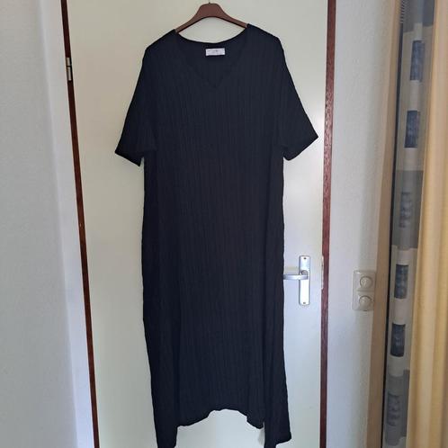 61) lange jurk merk grand tailles maat T6, Kleding | Dames, Grote Maten, Zo goed als nieuw, Jurk, Zwart, Ophalen of Verzenden