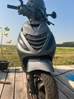 Zip4t 50cc, Fietsen en Brommers, Scooters | Piaggio, Ophalen, Zip, Zo goed als nieuw, Benzine