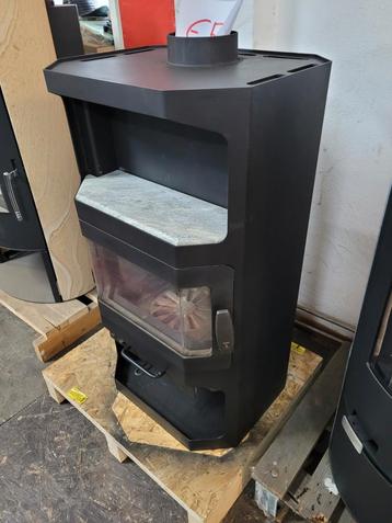Scan houtkachel 6kw goede staat prijs €500,00. beschikbaar voor biedingen