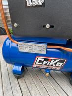 Bijna nieuwe Criko compressor. 8 liter Type. Ebs 10, Ophalen, 6 tot 10 bar, Zo goed als nieuw, Minder dan 200 liter/min