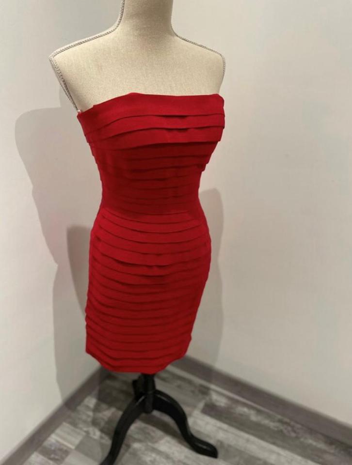 Sherri Hill vuurrode sexy strapless bandage jurk - XS, Kleding | Dames, Jurken, Nieuw, Maat 34 (XS) of kleiner, Rood, Onder de knie