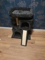 Nieuwe kattenhuis met 2 krabpalen, Dieren en Toebehoren, Ophalen of Verzenden, Nieuw, Pluche