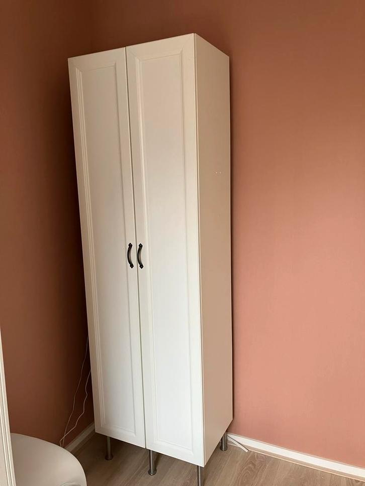 Witte IKEA Kast, Huis en Inrichting, Kasten | Kledingkasten, Gebruikt, 150 tot 200 cm, 50 tot 100 cm, 25 tot 50 cm, Met deur(en)