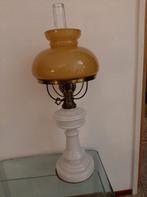 Oude olielamp met elektra fitting, Ophalen of Verzenden