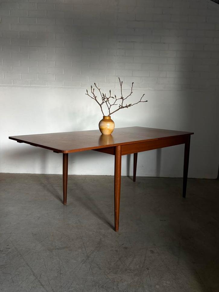 Vintage eettafel, Huis en Inrichting, Tafels | Eettafels, Gebruikt, 100 tot 150 cm, 150 tot 200 cm, Vier personen, Rechthoekig