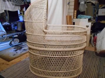 Baby wieg  beschikbaar voor biedingen