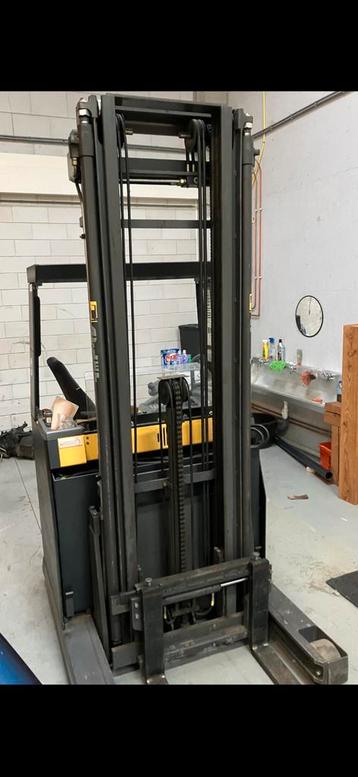 Atlet Reachtruck Elektrisch 1400kg - Goed Onderhouden beschikbaar voor biedingen